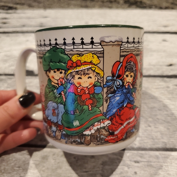 Vintage Potpourri Press Christmas Children Dog Coffe Tea Mug - Picture 7 of 7